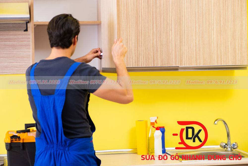 Dịch vụ sửa tủ bếp tại nhà